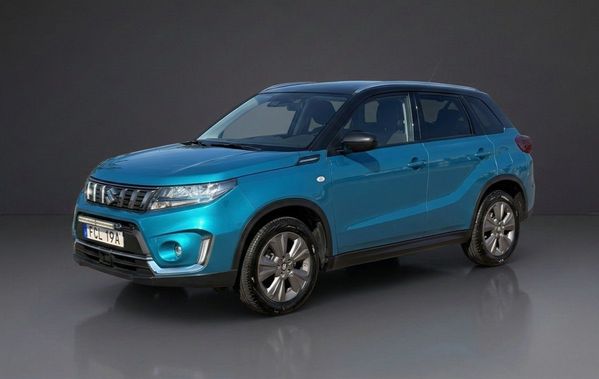Suzuki Vitara Select 4WD Automat - 2024