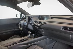 Lexus UX bild 9
