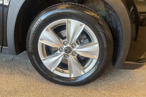 Lexus UX bild 11