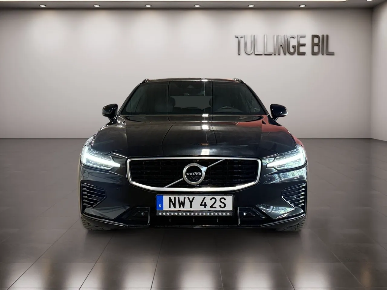 Vehicle image 7