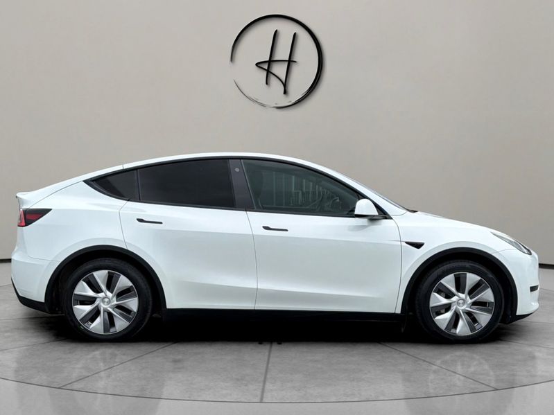 Tesla Model Y bild 7