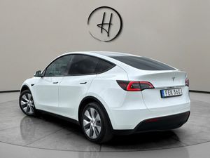 Tesla Model Y bild 6