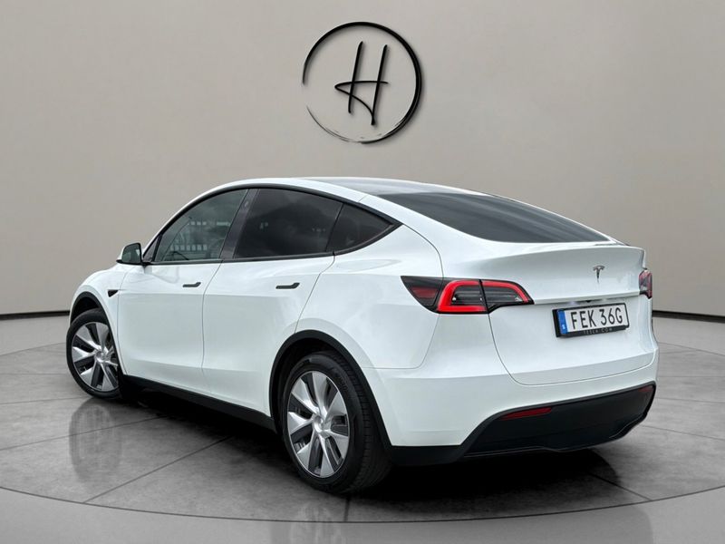 Tesla Model Y bild 6