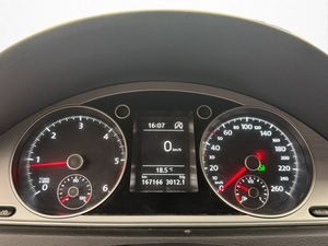 Volkswagen Passat bild 18
