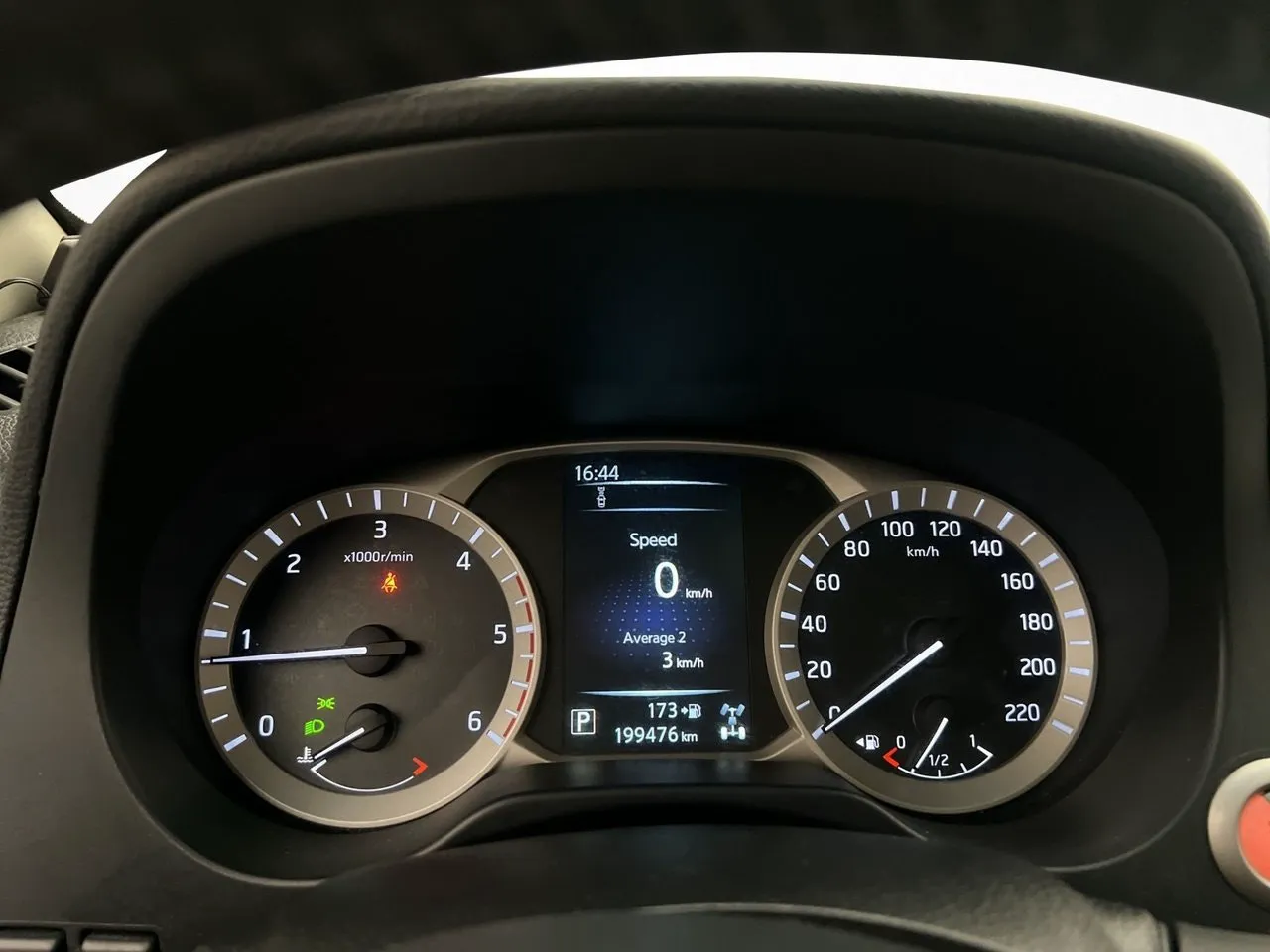 Vehicle image 19