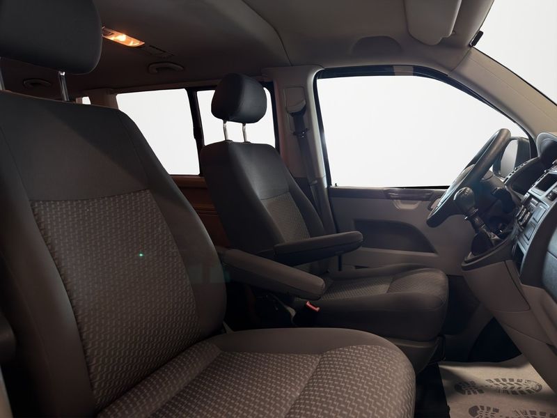 Volkswagen Caravelle bild 18
