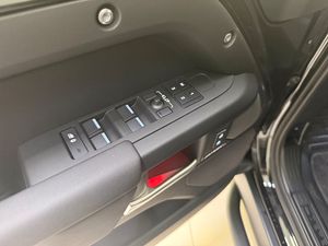 Land Rover Defender bild 13
