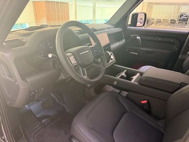 Land Rover Defender bild 10