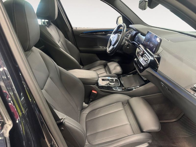 BMW iX3 bild 14
