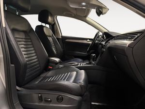Volkswagen Passat bild 16