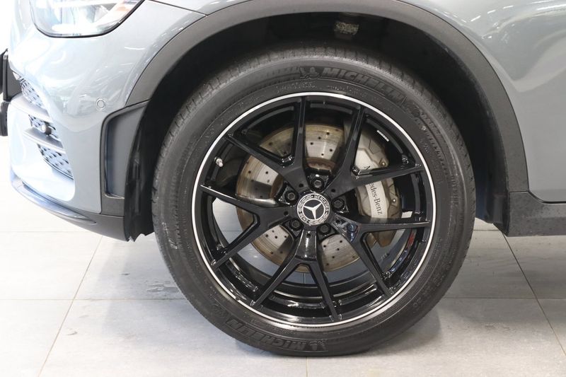 Mercedes GLC300 bild 9