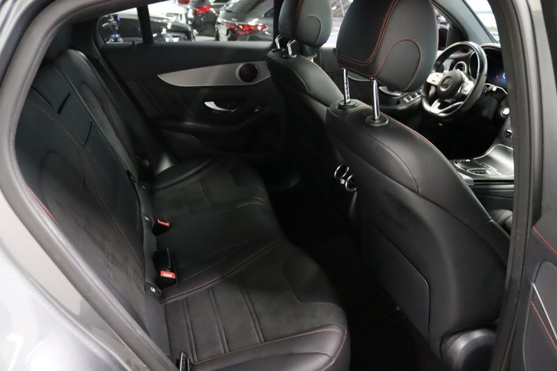 Mercedes GLC300 bild 26