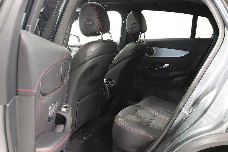 Mercedes GLC300 bild 11