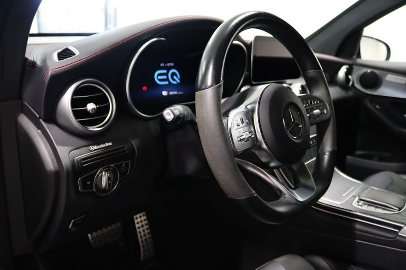 Mercedes GLC300 bild 22