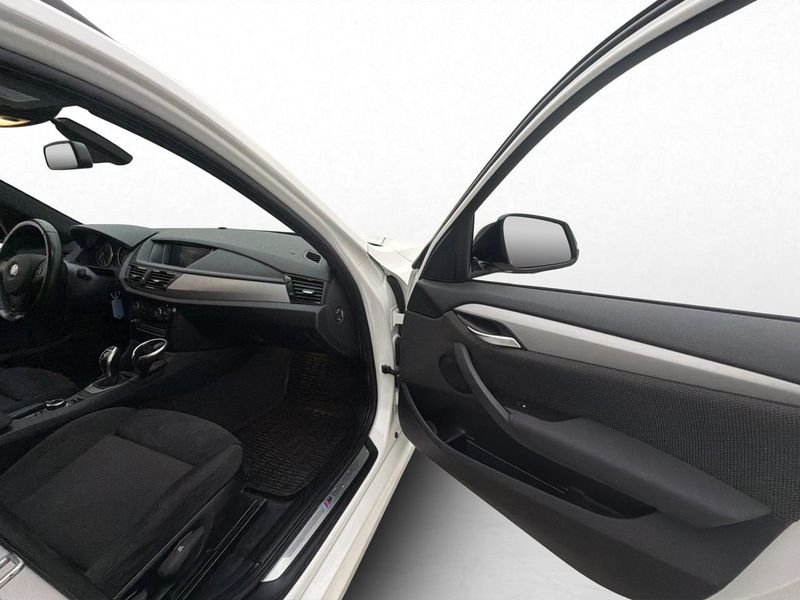 BMW X1 bild 16
