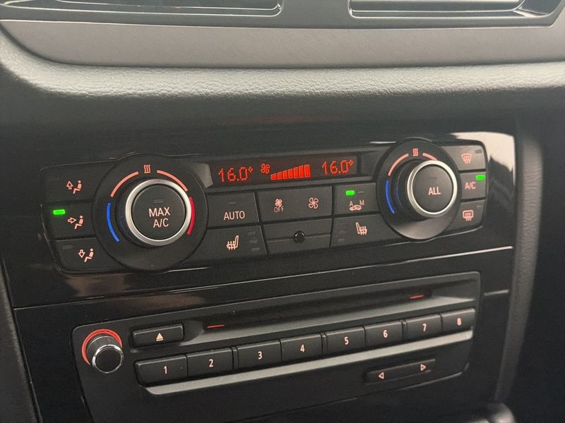 BMW X1 bild 24