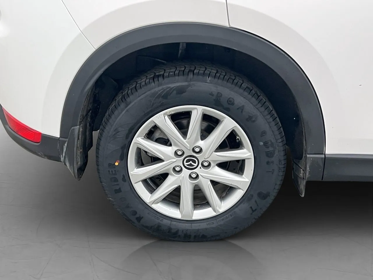 Vehicle image 30