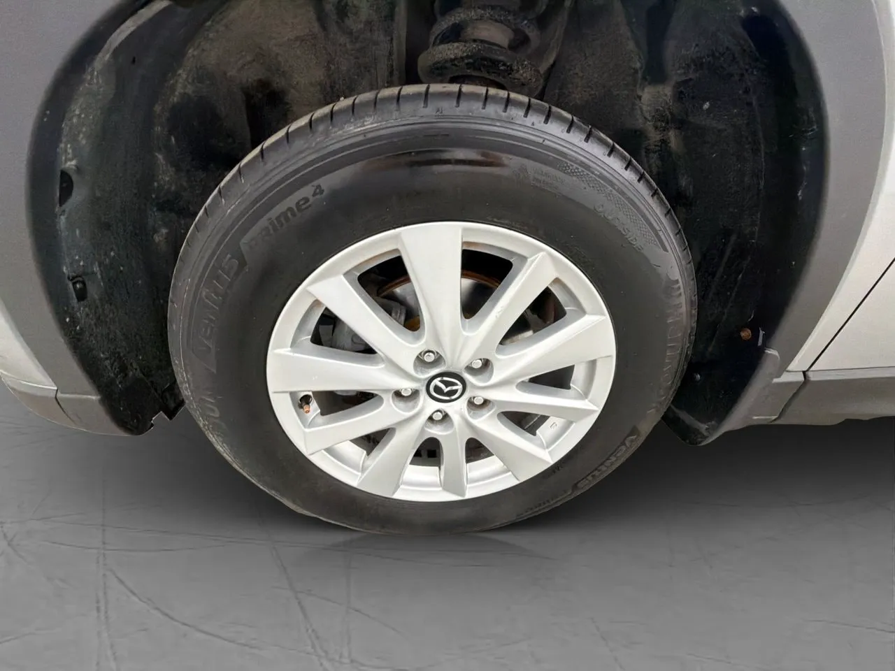 Vehicle image 25