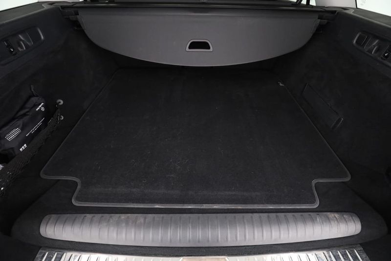 Mercedes E300 bild 18