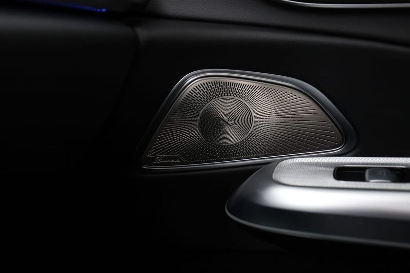 Mercedes E300 bild 34