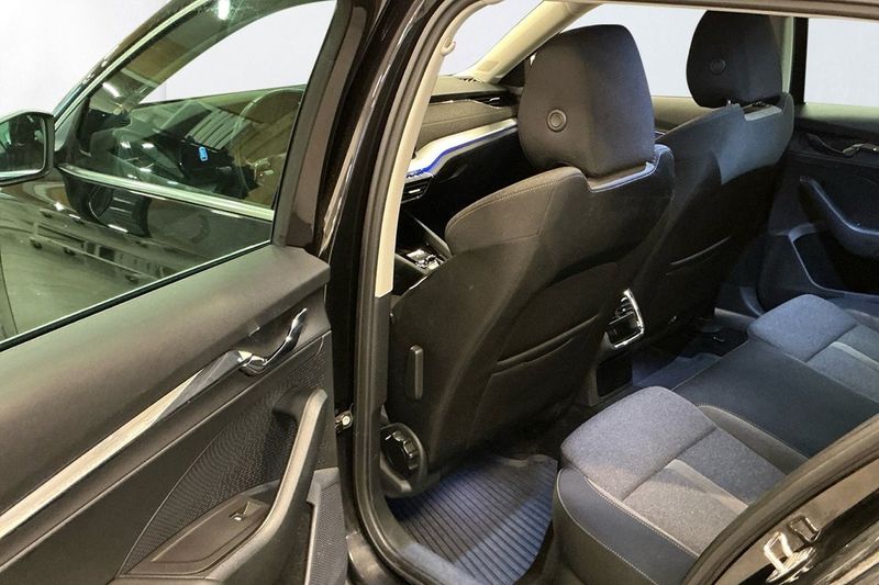 Skoda Octavia bild 8
