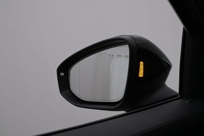 Volkswagen Passat bild 22