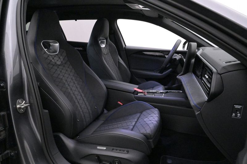 Volkswagen Passat bild 13