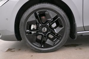 Volkswagen Passat bild 27
