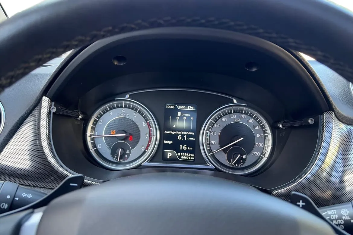 Vehicle image 17