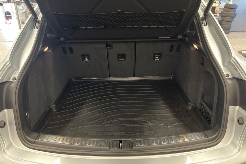 Porsche Macan bild 26
