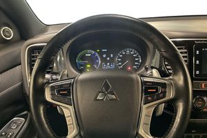 Mitsubishi Outlander bild 12