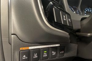 Mitsubishi Outlander bild 24