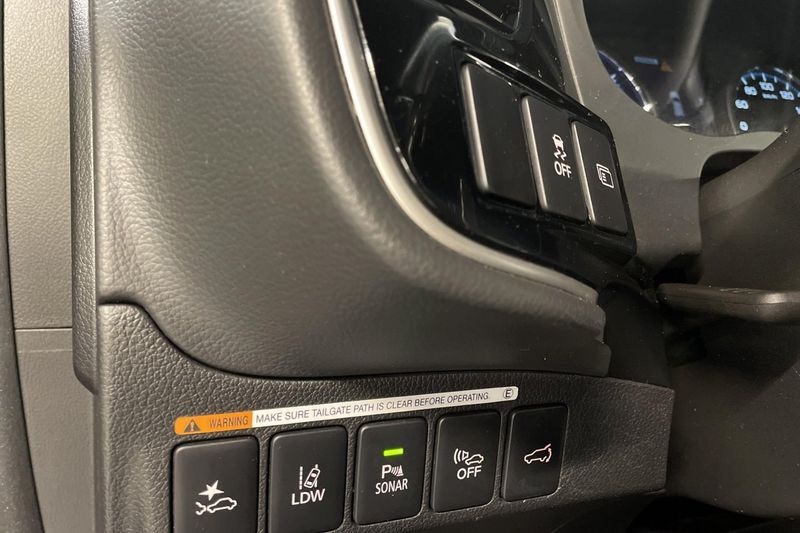 Mitsubishi Outlander bild 24