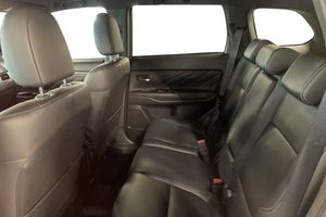 Mitsubishi Outlander bild 16