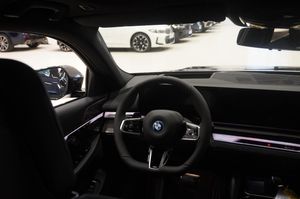 BMW 530 bild 16
