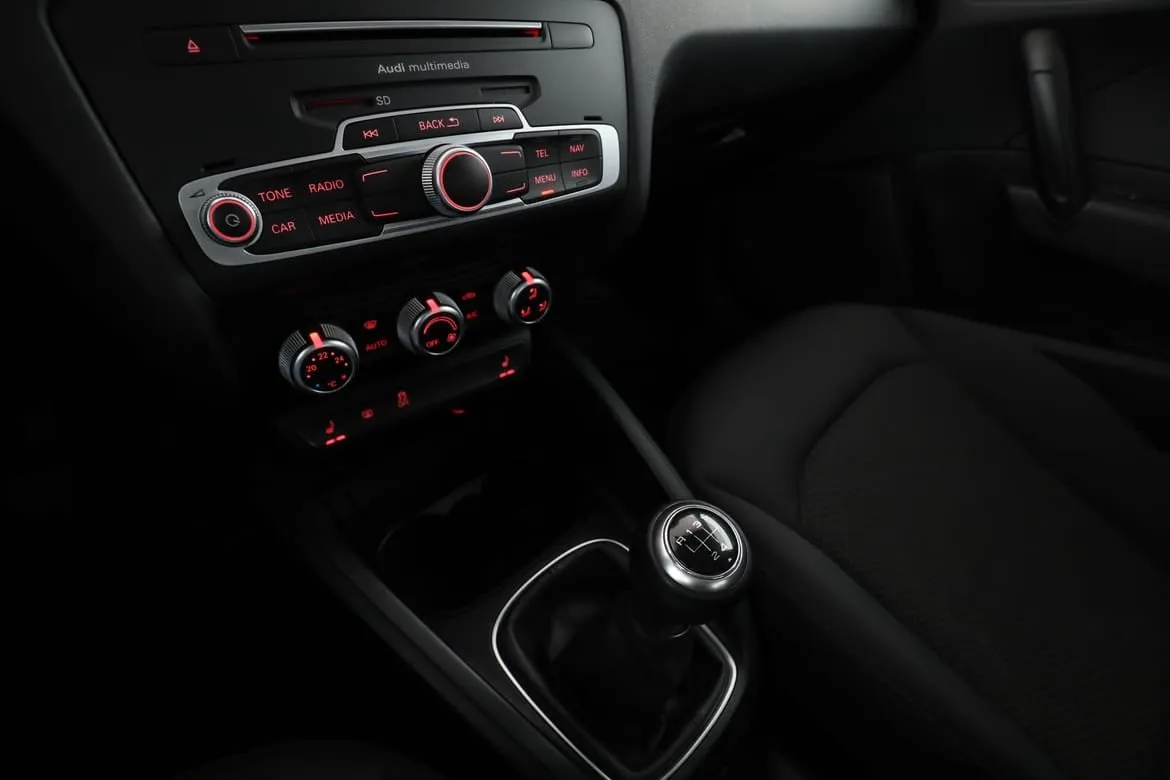 Vehicle image 21