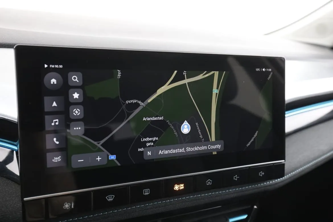 Vehicle image 21