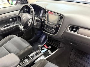 Mitsubishi Outlander bild 9