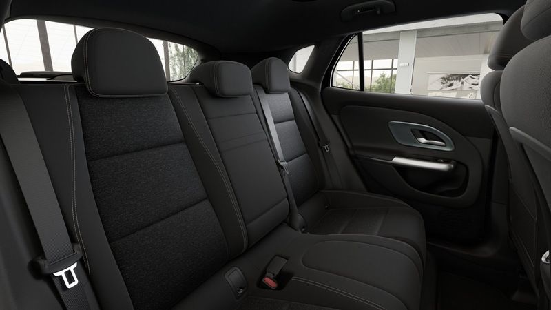 Mercedes GLA350 bild 13