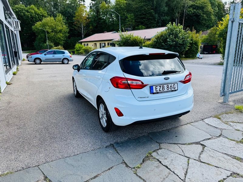 Ford Fiesta bild 4