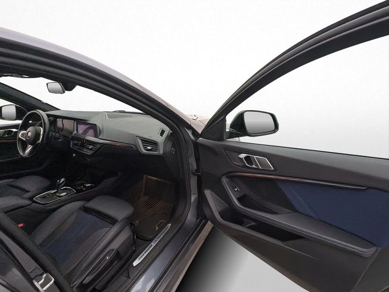 BMW 118 bild 23