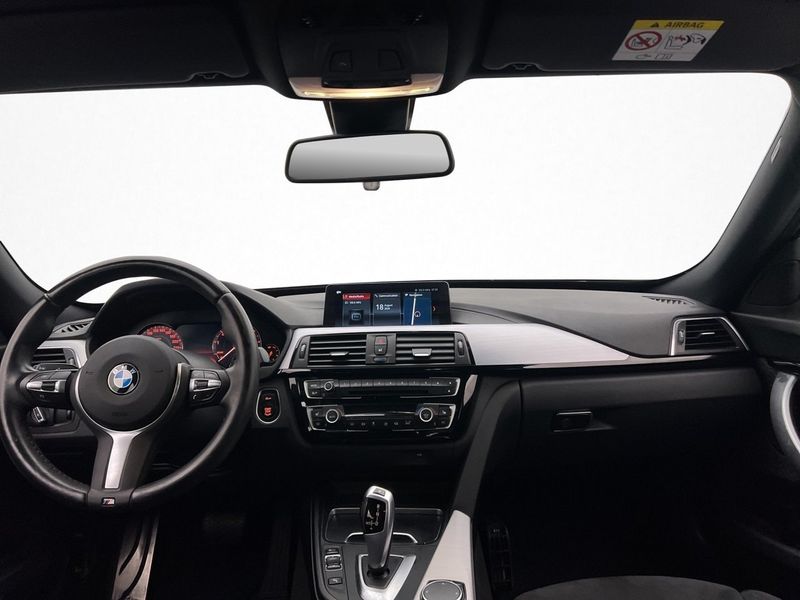 BMW 330 bild 12