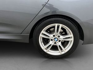 BMW 330 bild 29