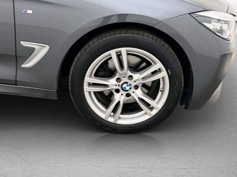 BMW 330 bild 31