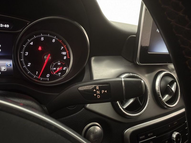 Mercedes CLA180 bild 19