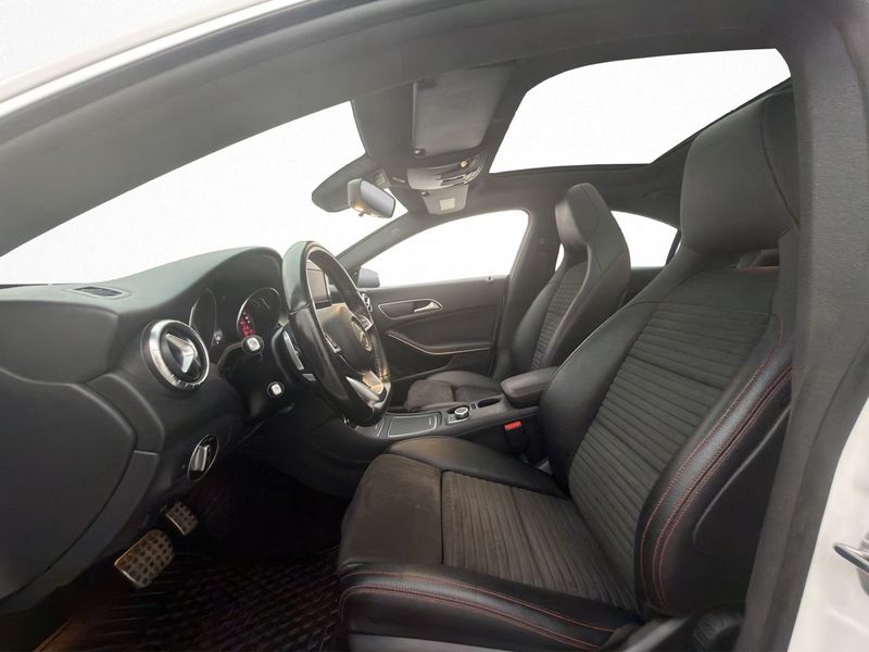 Mercedes CLA180 bild 11