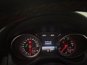 Mercedes CLA180 bild 17