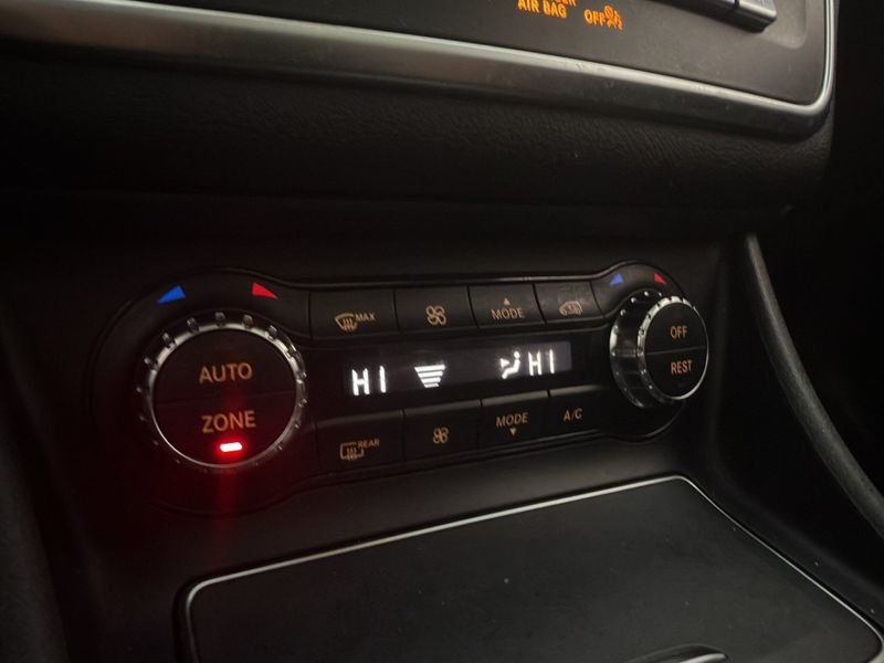 Mercedes CLA180 bild 23