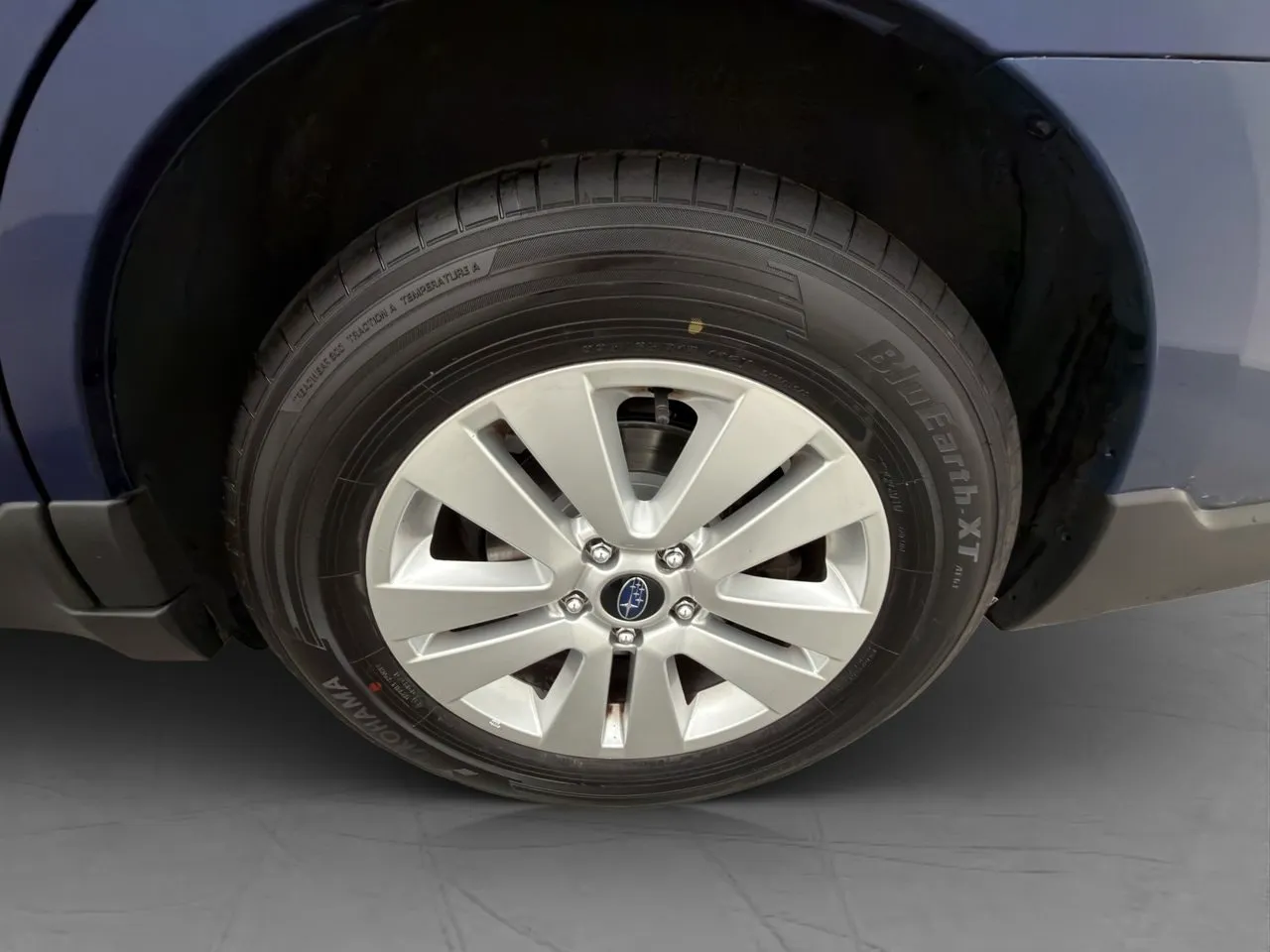 Vehicle image 30