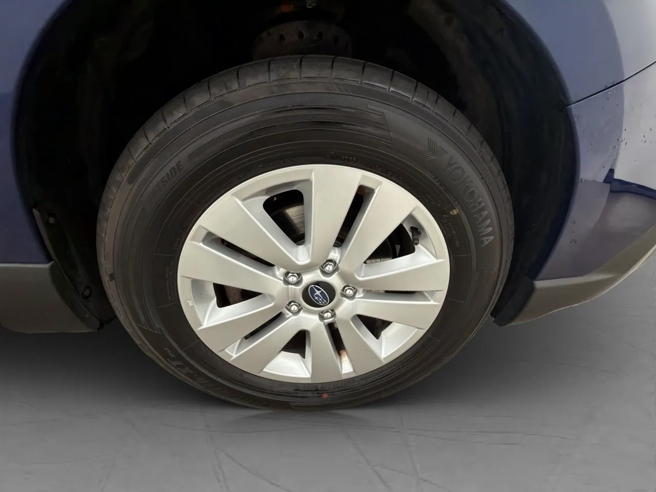 Vehicle image 32